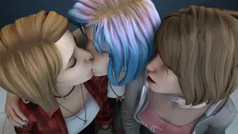 Chloe Price & Max Caulfield & Rachel Amber lesbian kissing (Life Is Strange).