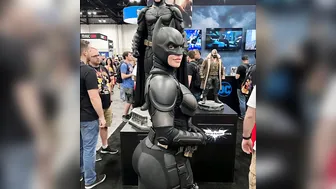 Bat Woman Sucking Massive Cock