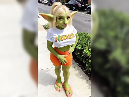 Futa Goblina works at PICKLES