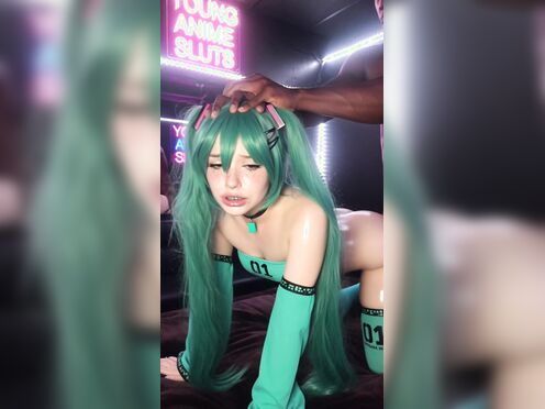 Miku Cosplay